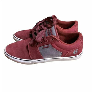 Eetnies Men’s 10.5 Barge LS maroon suede & gray‎ canvas skater sneakers